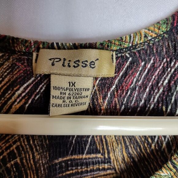 Plisse thank top  - Picture 3 of 6